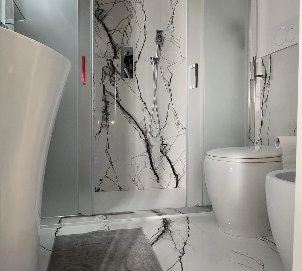 Room 125 Gardone Riviera Apartment